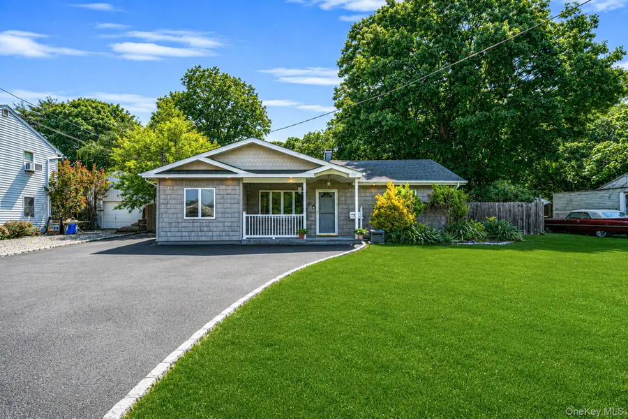 1015 Ocean Avenue, Bay Shore, NY 11706 - #2
