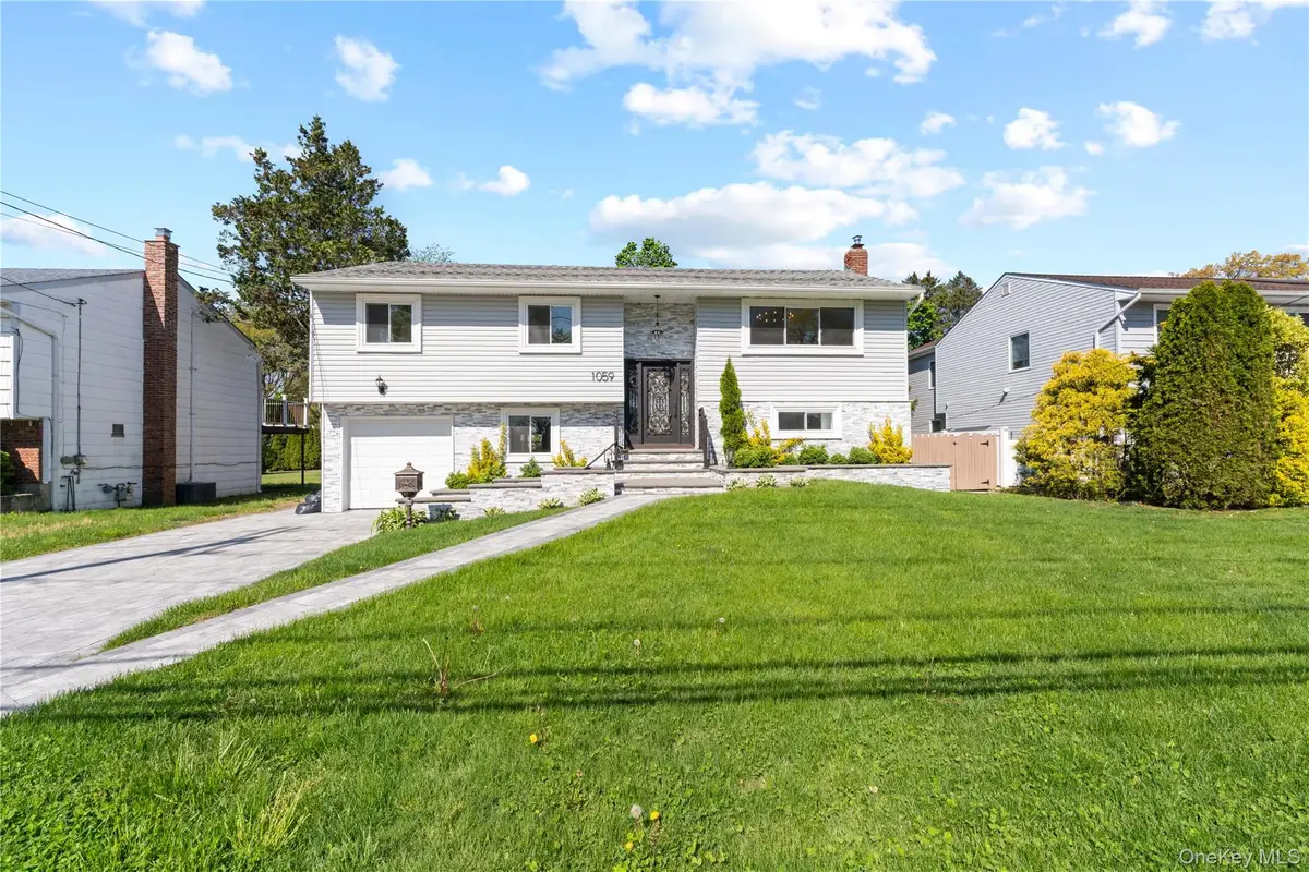 1059 Denton Avenue, Manhasset Hills, NY 11040 - #1
