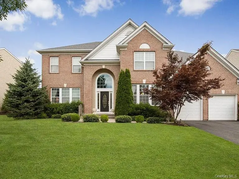26 Woodstork Drive, Mount Sinai, NY 11766 - #1
