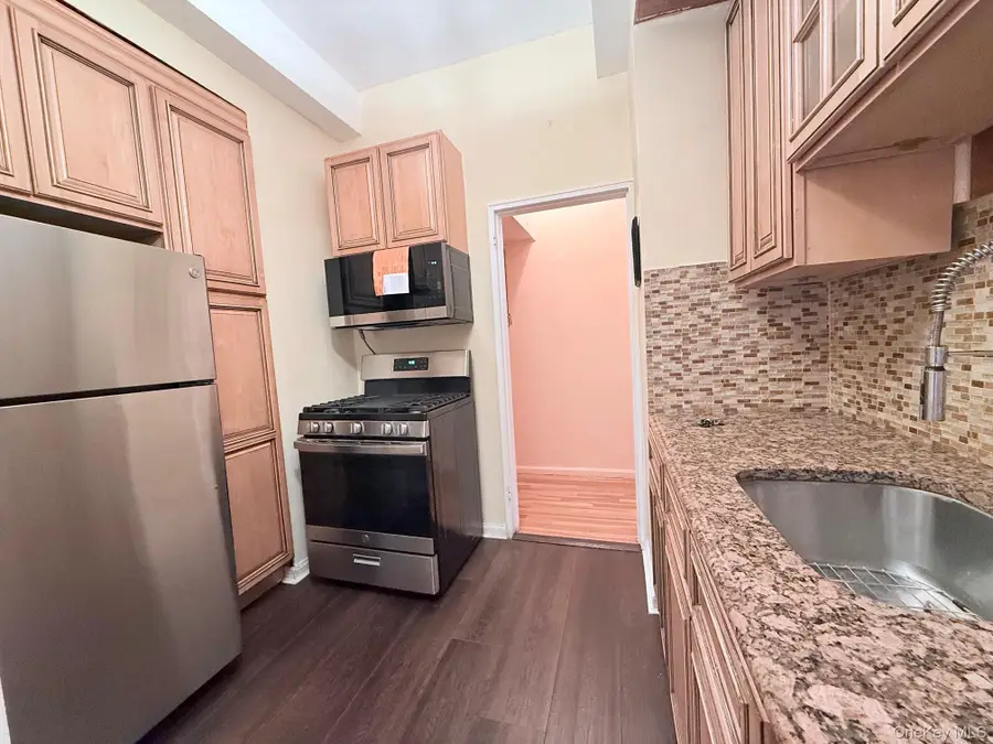 83-75 Woodhaven Boulevard #LB10, Woodhaven, NY 11421 - #3