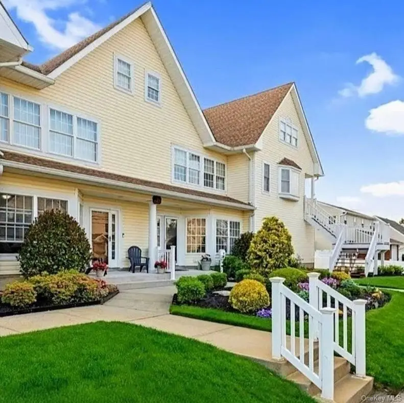 226 Westside Avenue #B, Freeport, NY 11520 - #2