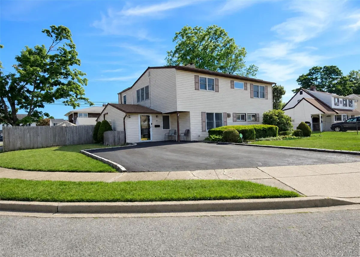 46 Marksman Lane, Levittown, NY 11756 - #1