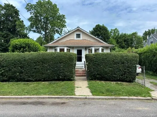 22 E 5th Street, Huntington Station, NY 11746