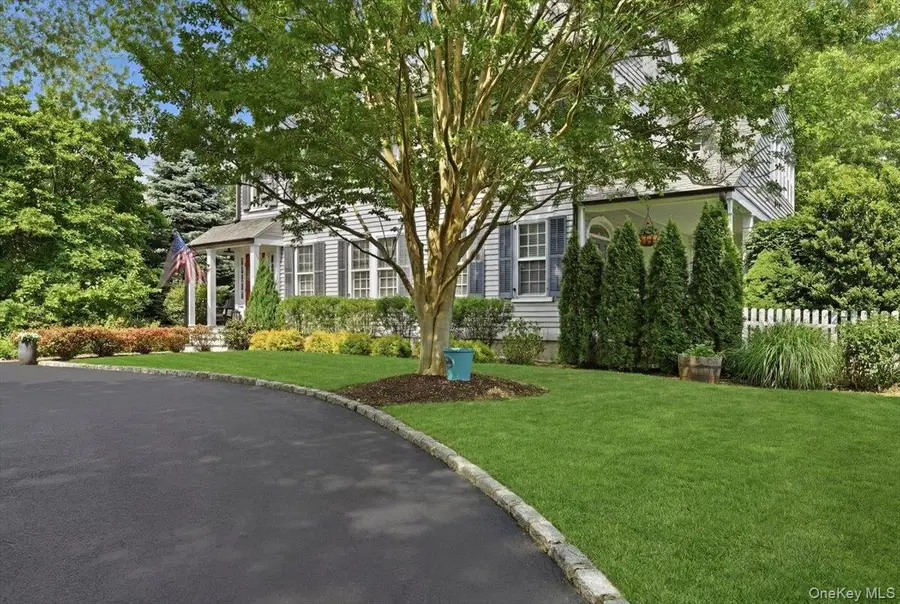 39 Little East Neck Road S, Babylon, NY 11702 - #3
