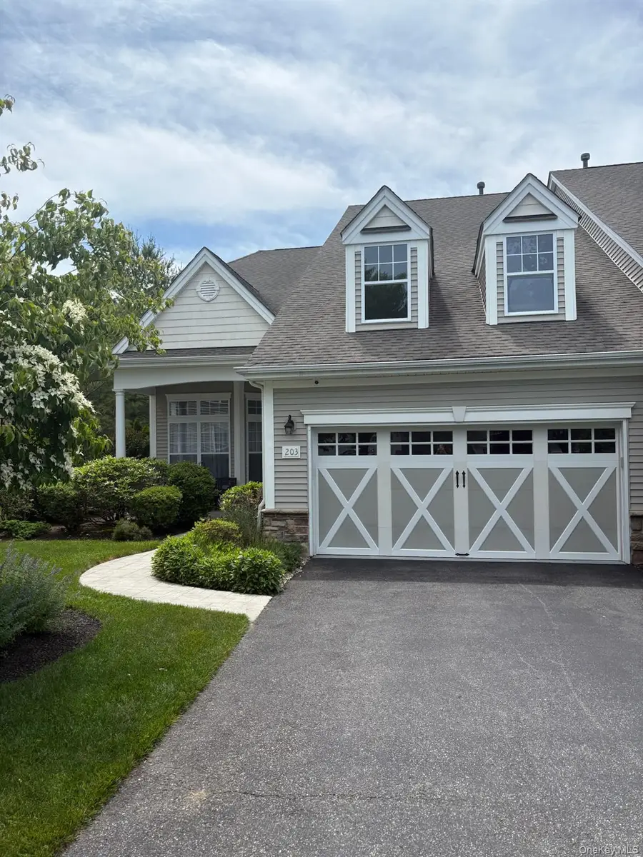 203 Bach Court, Eastport, NY 11941 - #2