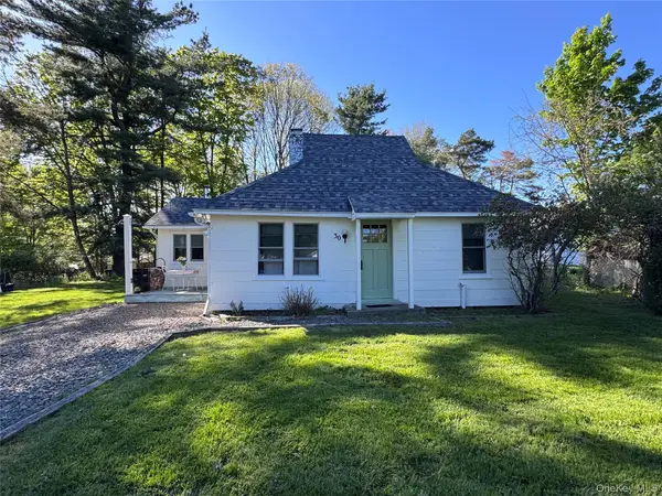 30 Starling Road, Craryville, NY 12521