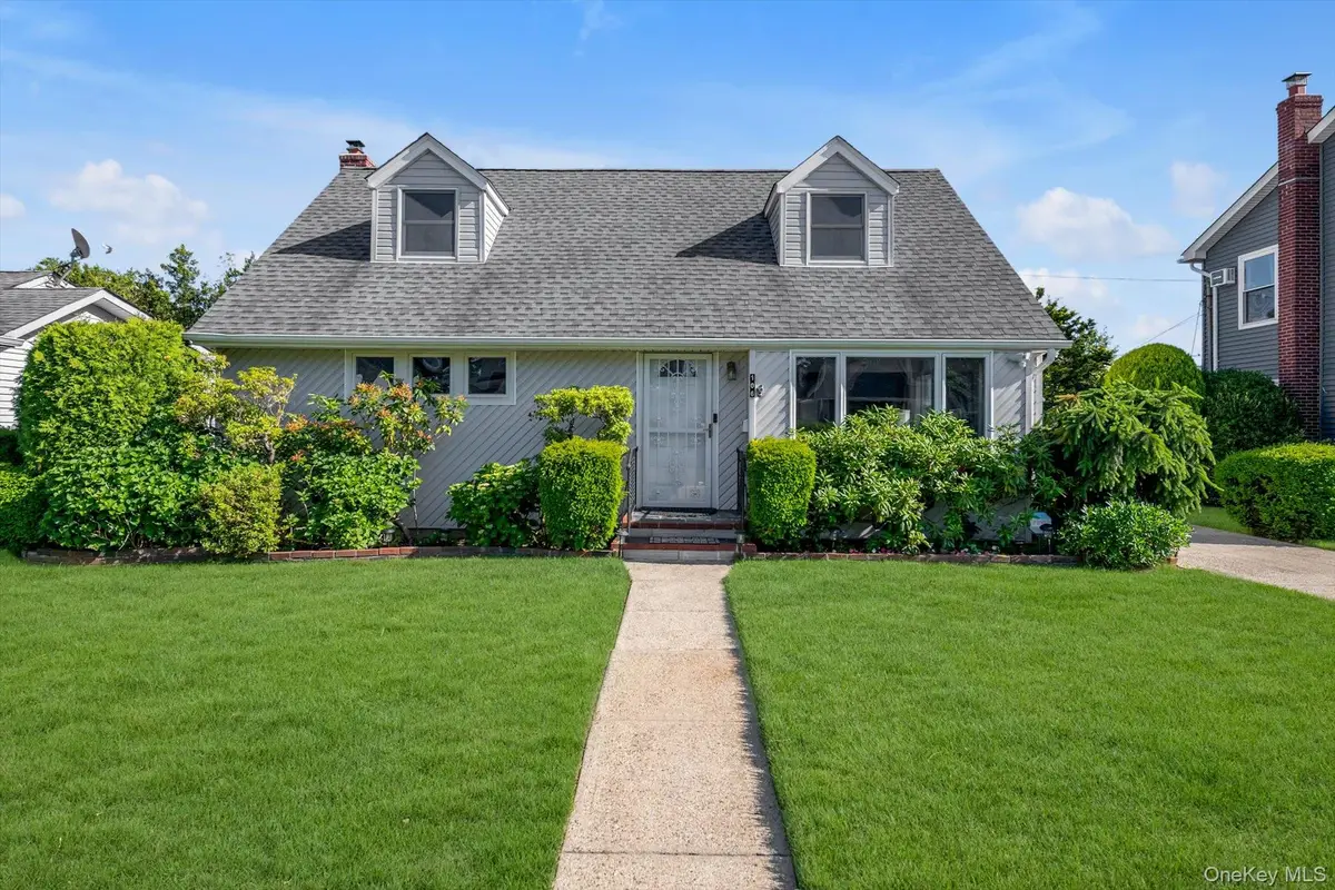 106 Campbell Street, New Hyde Park, NY 11040 - #1