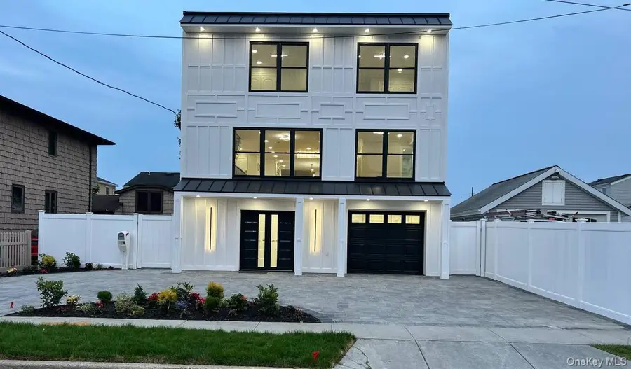 2450 Florin Court, Bellmore, NY 11710 - #2
