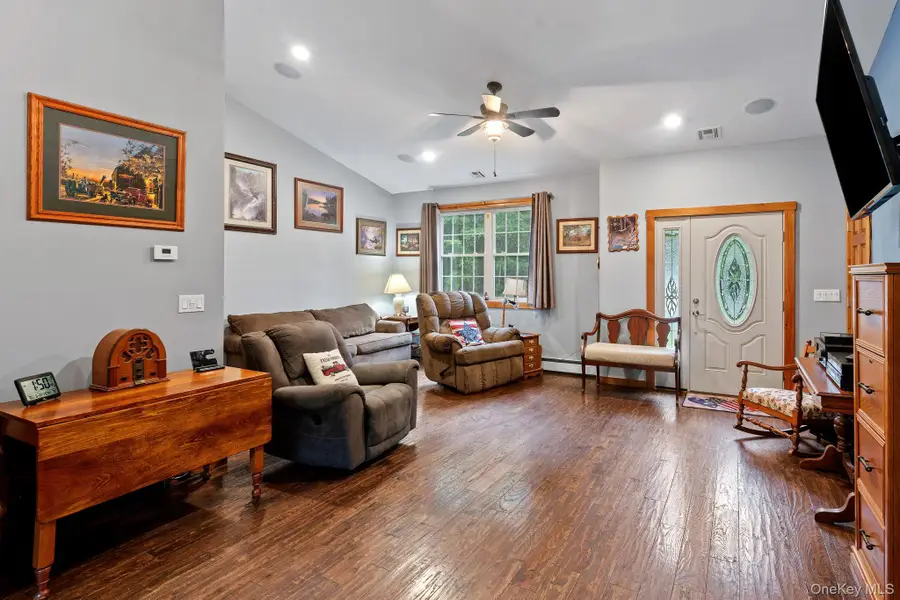 83 Cotter Road, Highland, NY 12528 - #3