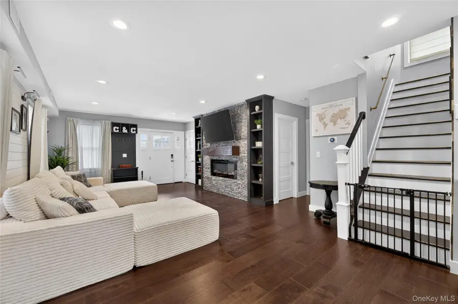 276 Rintin Street, Franklin Square, NY 11010 - #3