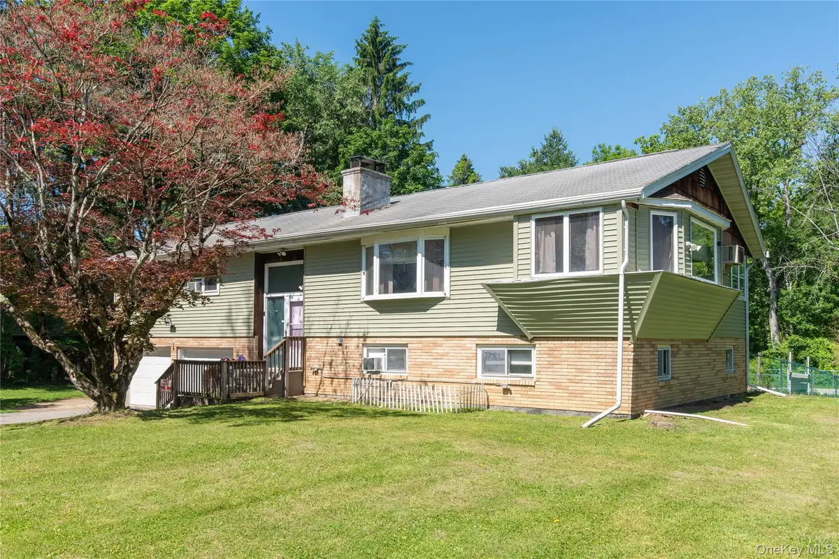 10 Millbank Road, Poughkeepsie, NY 12603 - #1
