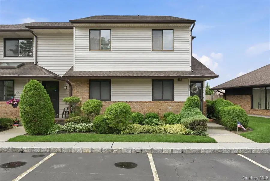 127 Laurel Lane #127, Wantagh, NY 11793 - #3