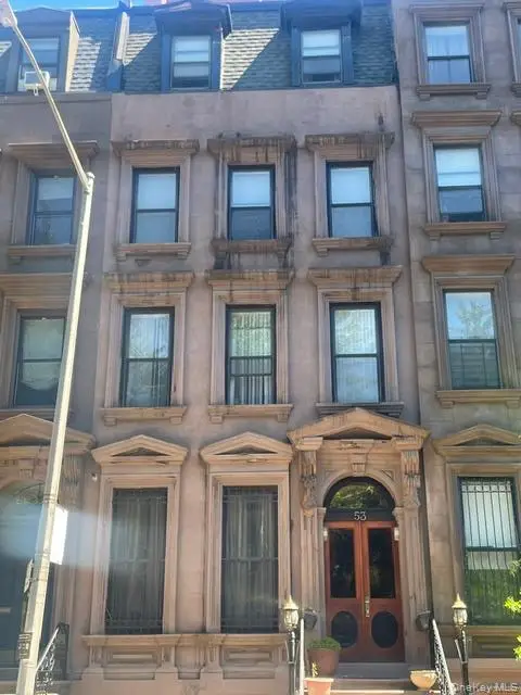 53 W 130th Street, New York (Manhattan), NY 10037