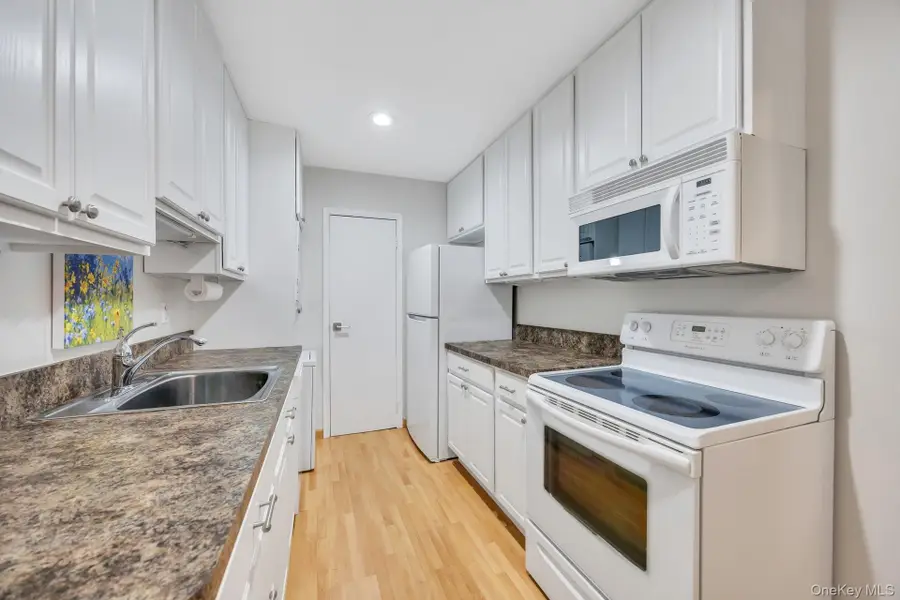 703 Drew Drive, Saint James, NY 11780 - #3