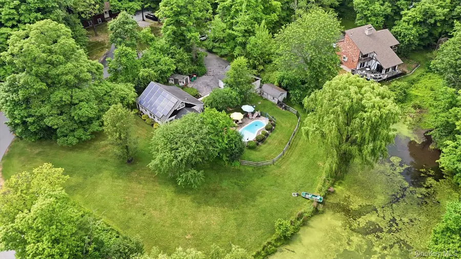 2 Maple Lane, Hyde Park, NY 12538 - #3