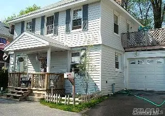 4 Terrace Place, Glen Cove, NY 11542
