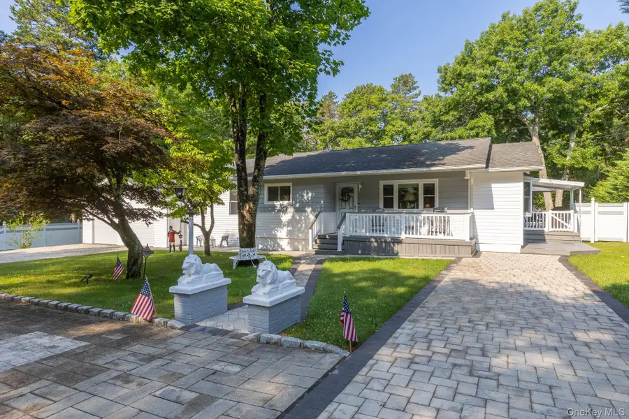 276 Parkway Drive, Calverton, NY 11933 - #2