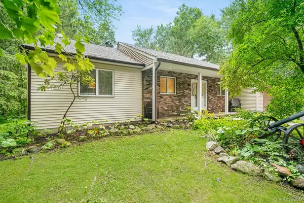 182 Redder Road, Pine Bush, NY 12566