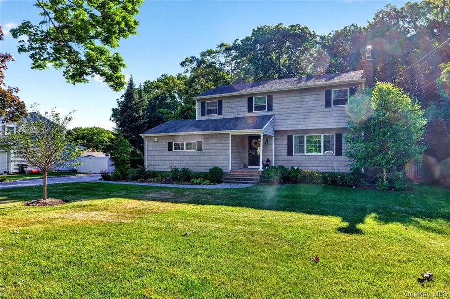 57 Hillside Avenue, Saint James, NY 11780 - #3