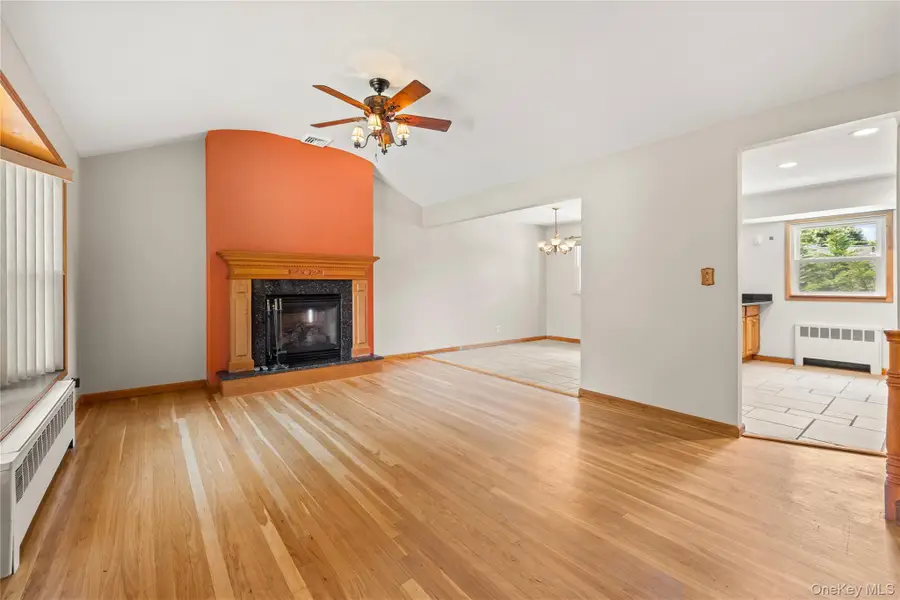 80 N Pine Street, Massapequa, NY 11758 - #2