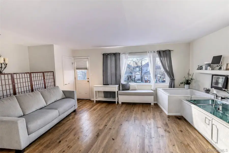 42-19 195 Street, Flushing, NY 11358 - #3
