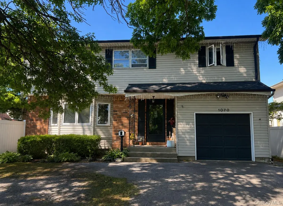 1070 Oakfield Avenue, North Bellmore, NY 11710 - #1