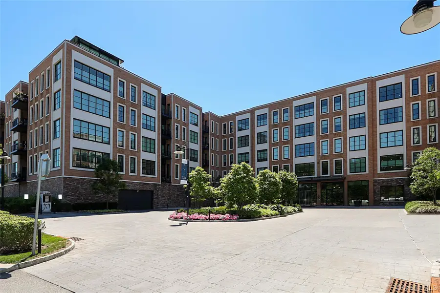 100 Garvies Point Road #1131, Glen Cove, NY 11542 - #2