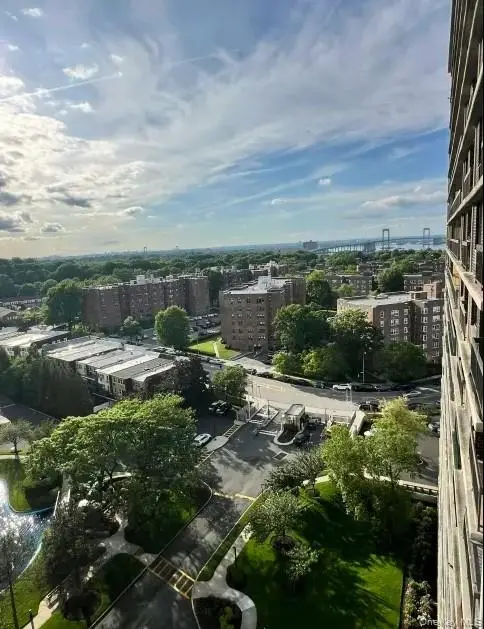 2 Bay Club Drive #15R, Bayside, NY 11360 - #2