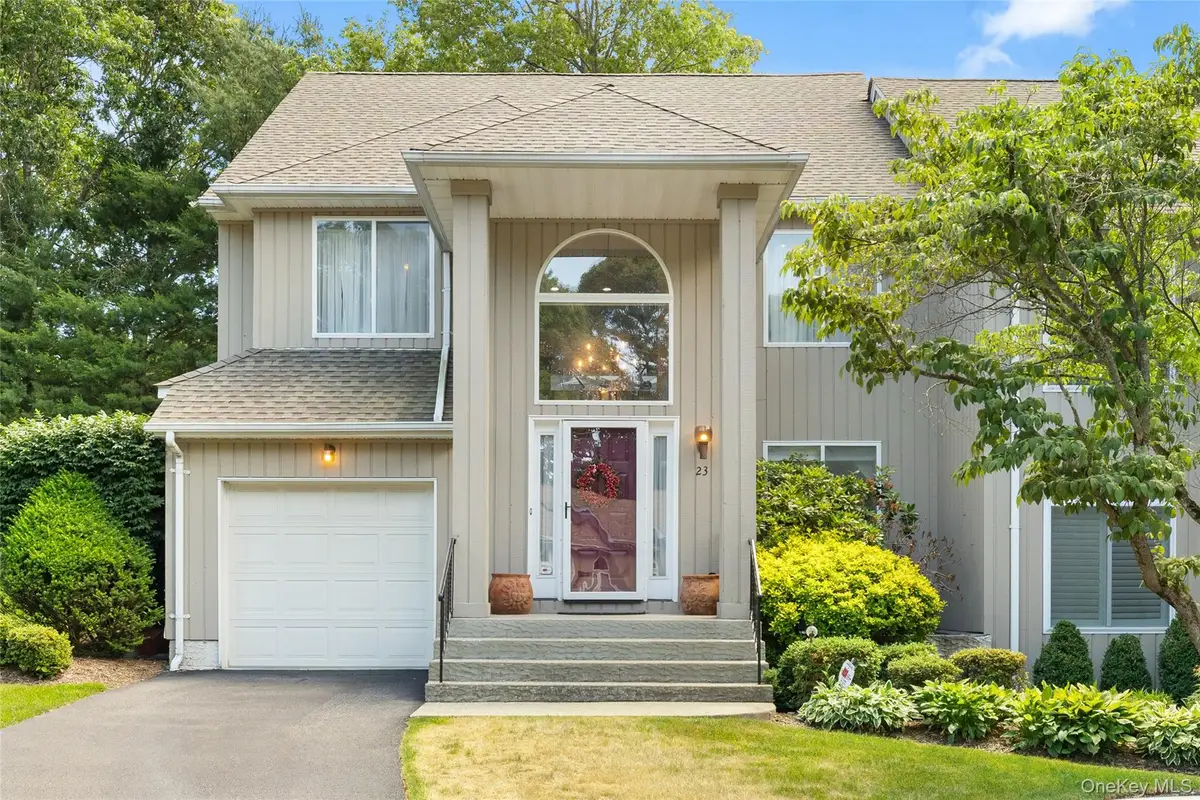 23 Stone Gate Court, Smithtown, NY 11787 - #1