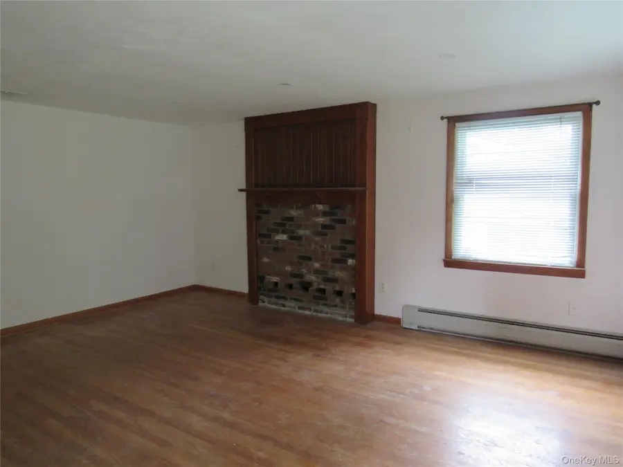 6 Meadow Avenue, Washingtonville, NY 10992 - #2