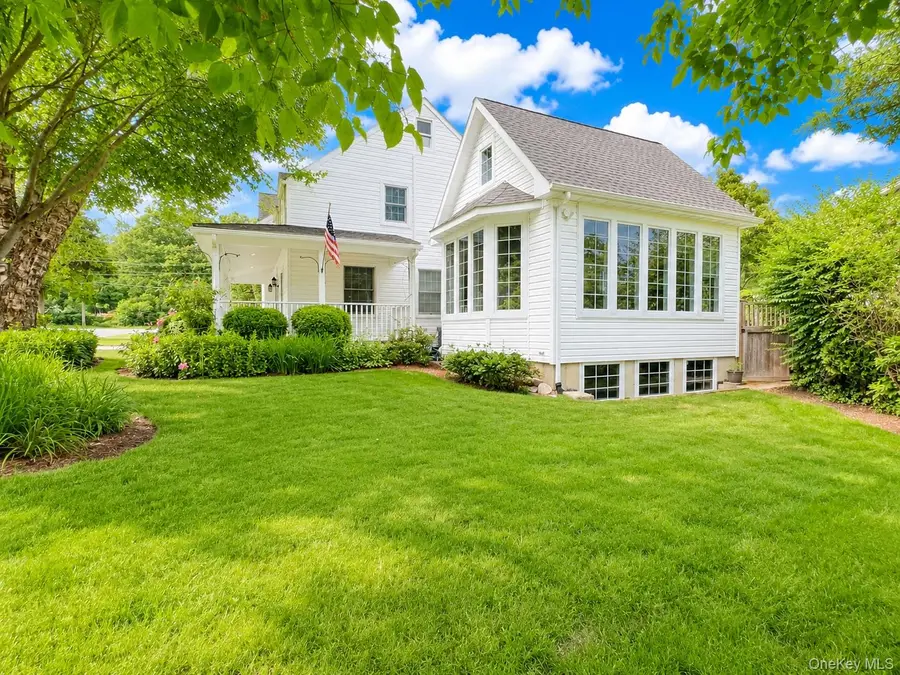 15 Anita Place, Farmingdale, NY 11735 - #2