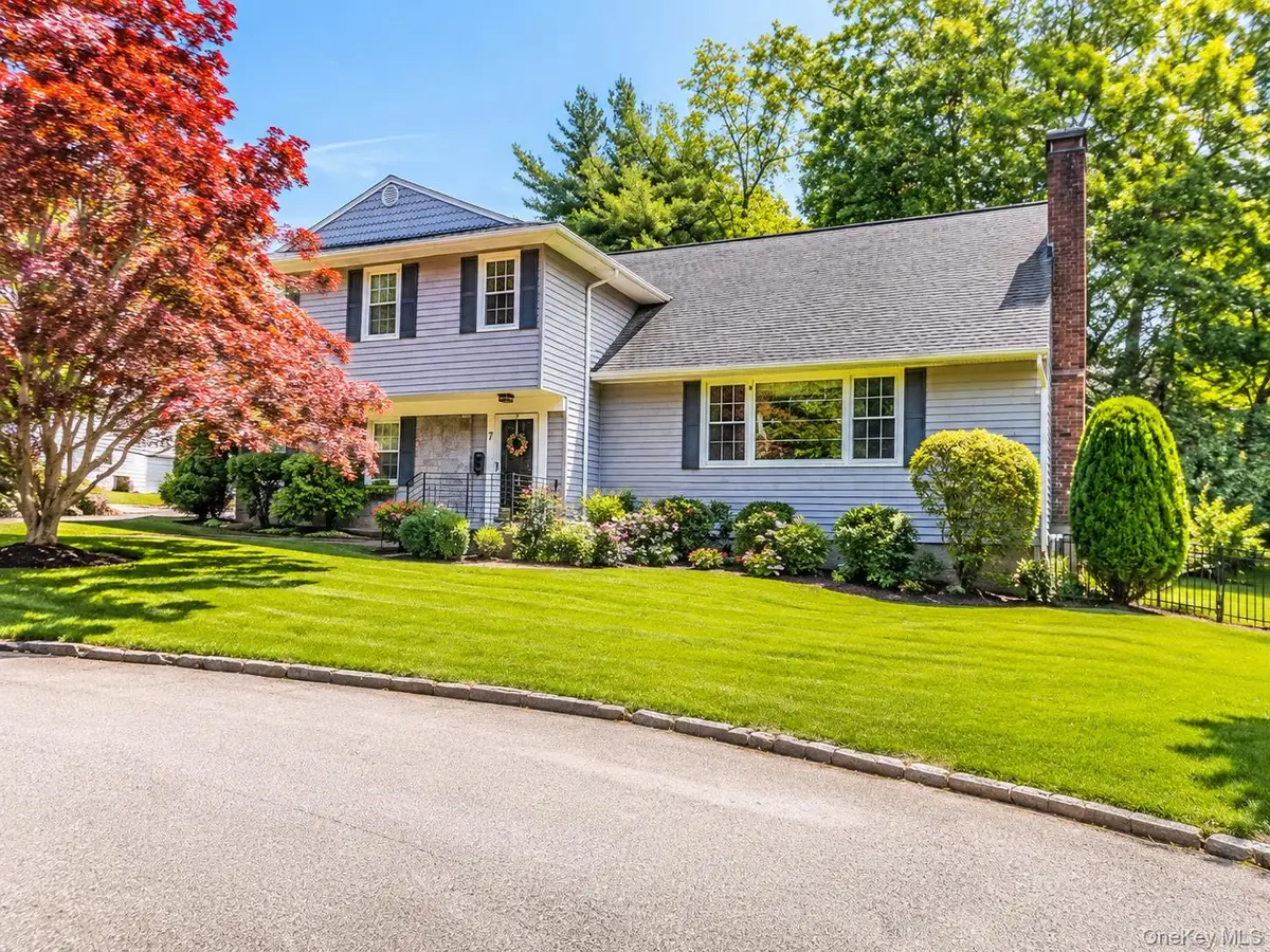 7 Stanley Road, White Plains, NY 10605 - #1
