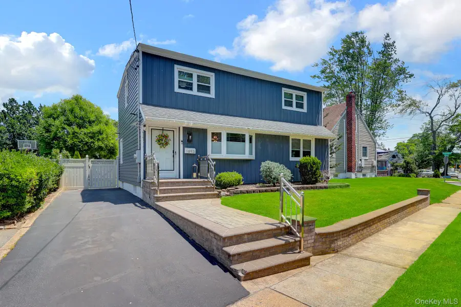 1893 Meadowbrook Road, Merrick, NY 11566 - #2