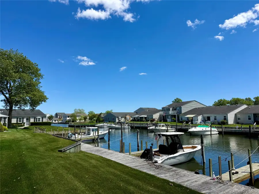 26 Harbor Road N, Amityville, NY 11701 - #2
