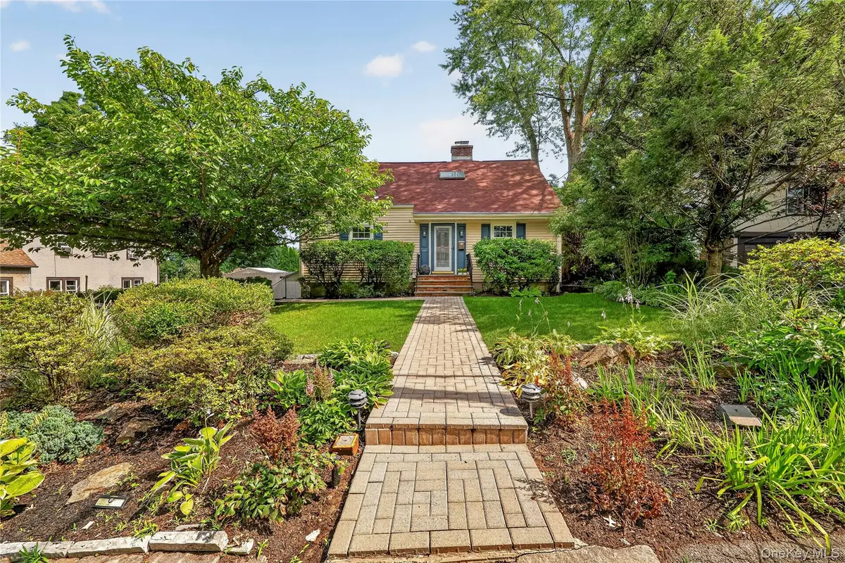 67 Topland Road, White Plains, NY 10605 - #1