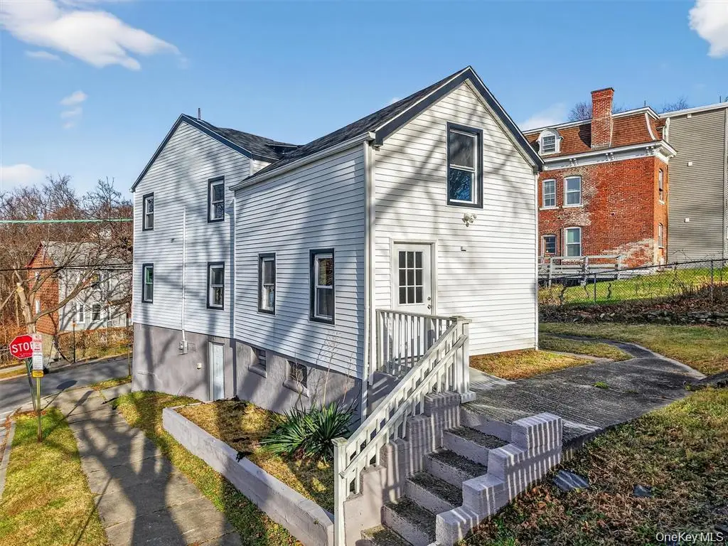 27 Spruce Street, Poughkeepsie, NY 12601 - #1