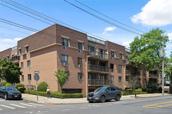 61-12 69th Street #2M, Middle Village, NY 11379