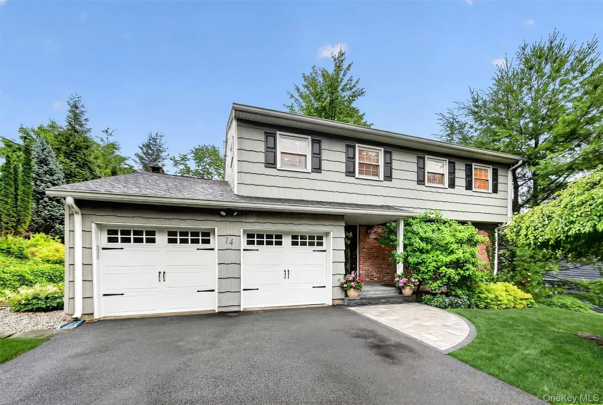 14 Tyler Place, Nanuet, NY 10954 - #1