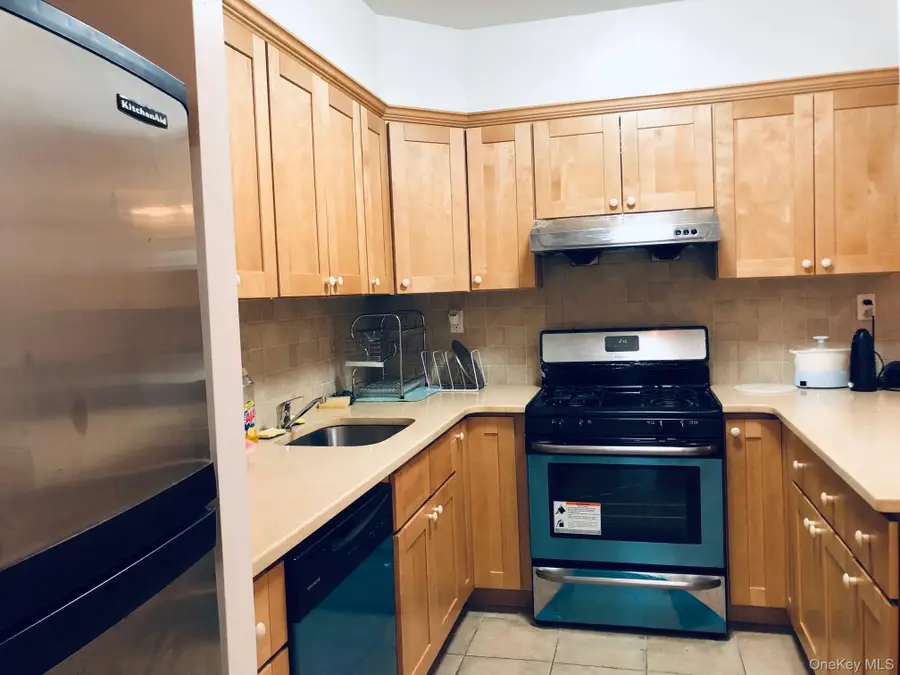 42-31 Colden Street #F3EG, Flushing, NY 11355 - #3