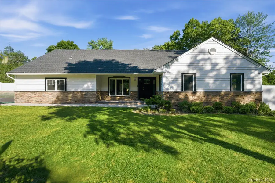 174 Warner Road, Huntington, NY 11743 - #3