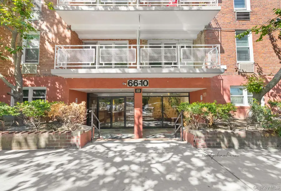 66-10 Thornton Place #2E, Rego Park, NY 11374 - #2