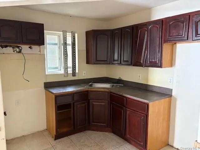 13624 220th Street, Springfield Gardens, NY 11413 - #2