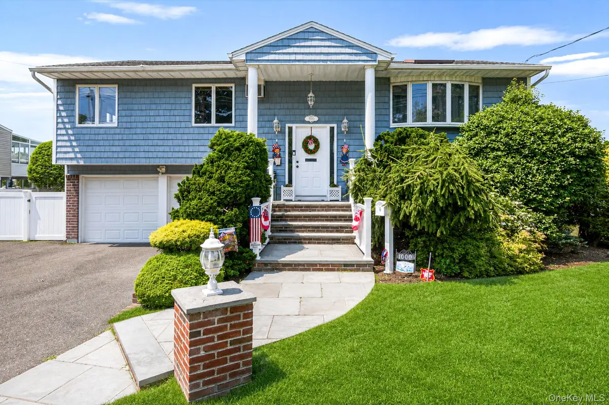 1000 Oakfield Avenue, North Bellmore, NY 11710 - #1