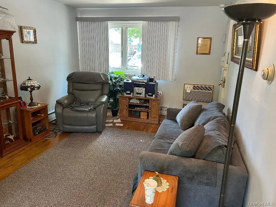 400 Fulton Street #D 8, Farmingdale, NY 11735 - #2