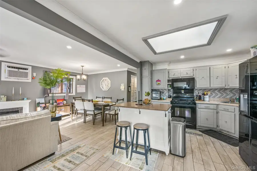 87 Biltmore Drive, Mastic Beach, NY 11951 - #3