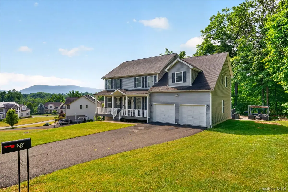 28 Ardmore Street, Cornwall, NY 12553 - #1
