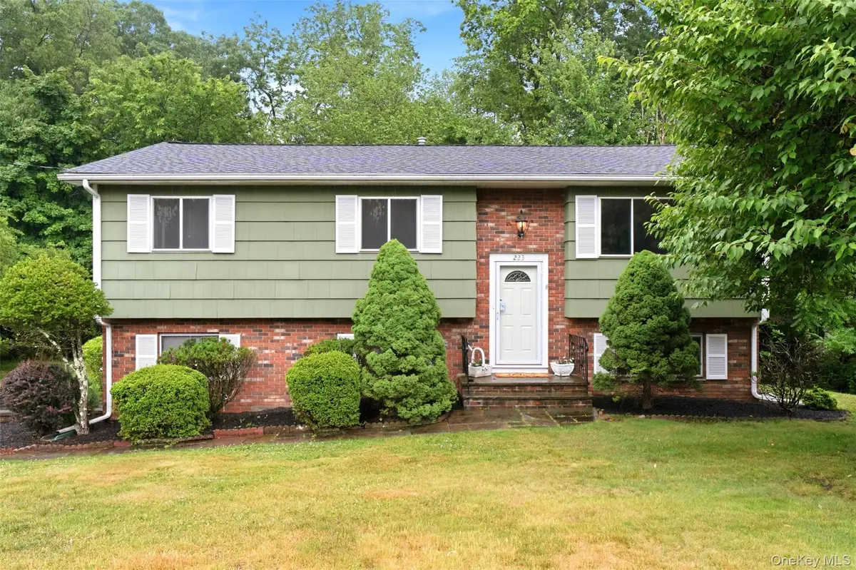 223 Newport Avenue, Tappan, NY 10983 - #1