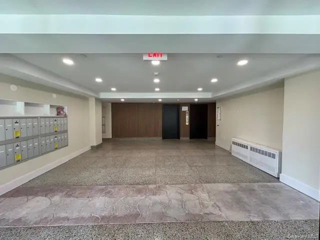 671 Bronx River Road #6G, Yonkers, NY 10704 - #2