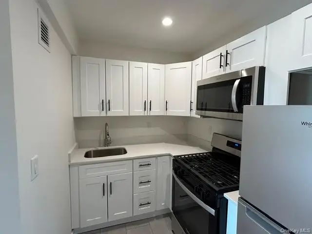 671 Bronx River Road #6G, Yonkers, NY 10704 - #3