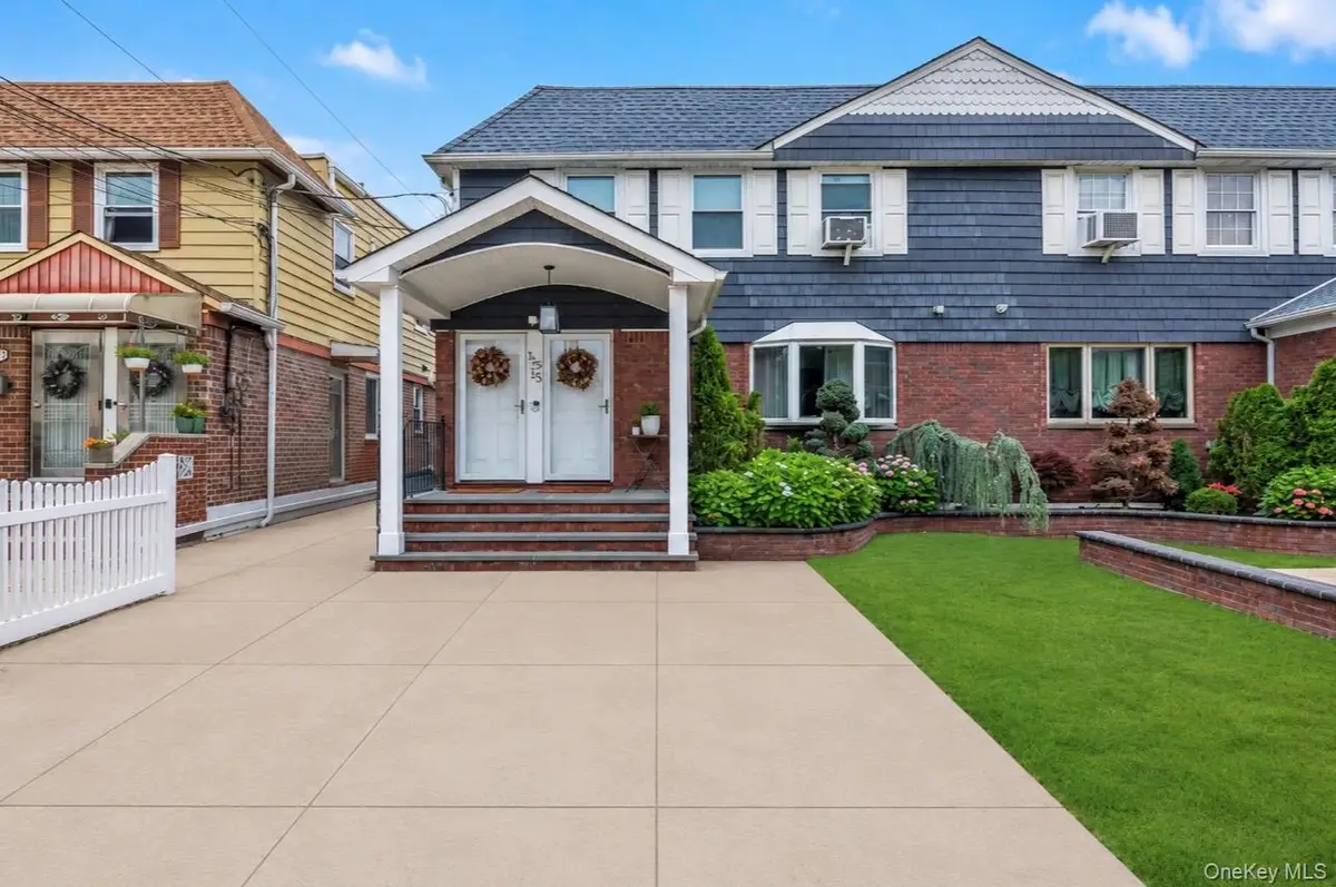 15535 Huron Street, Howard Beach, NY 11414 - #1